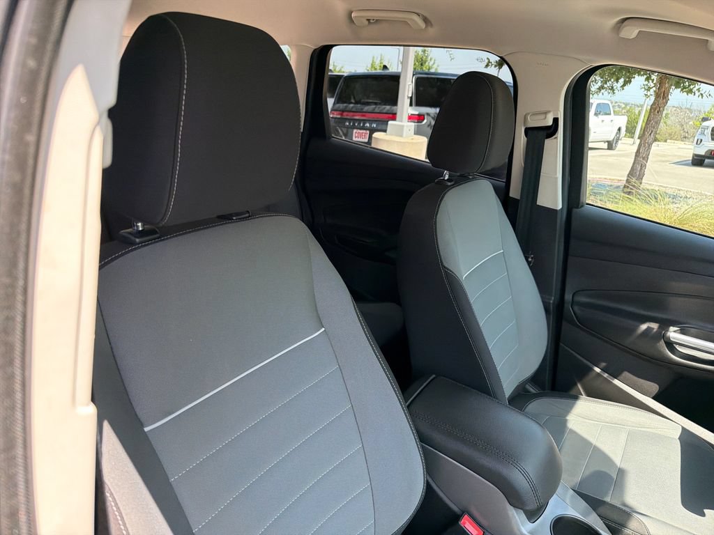 Used 2015 Ford Escape SE FWD image 34