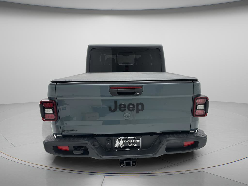 Used 2024 Jeep Gladiator Sport AWD/4WD image 6