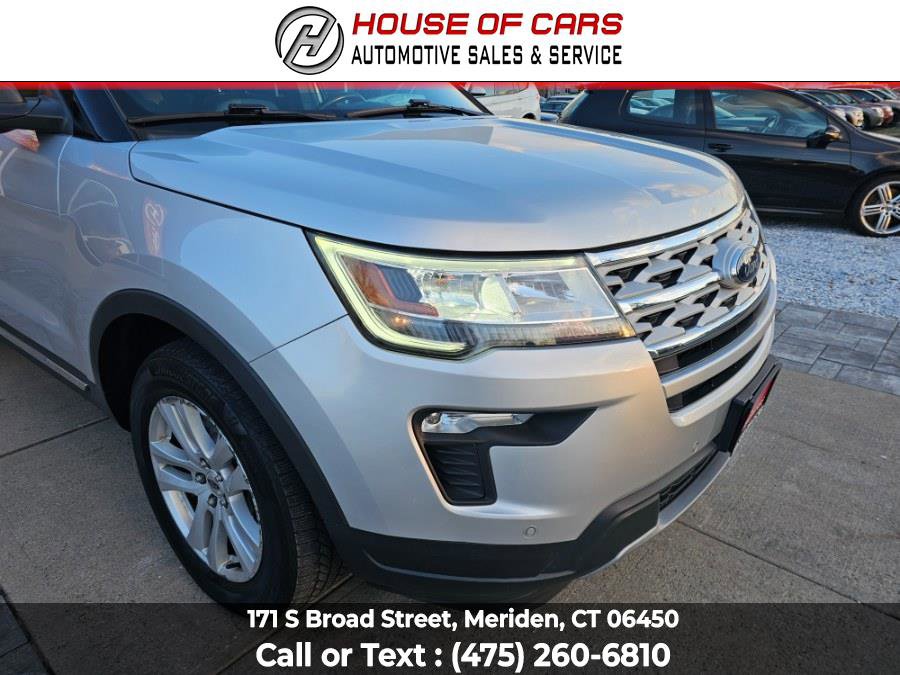 Used 2019 Ford Explorer XLT w/ Equipment Group 202A AWD/4WD image 11