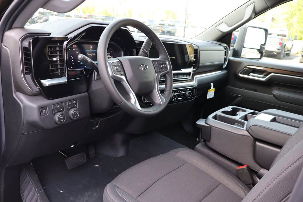 New 2026 Chevrolet Silverado 3500 LT AWD/4WD image 6