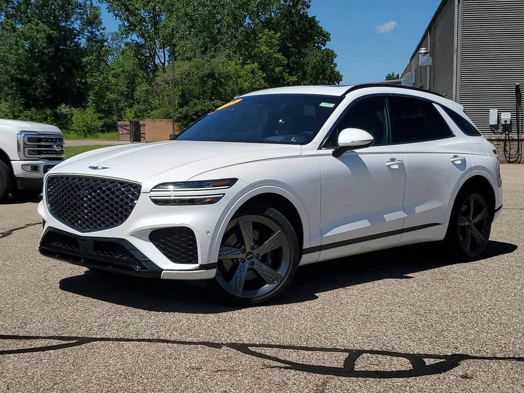 Used 2022 Genesis GV70 3.5T Sport w/ Sport Prestige Package AWD/4WD image 34