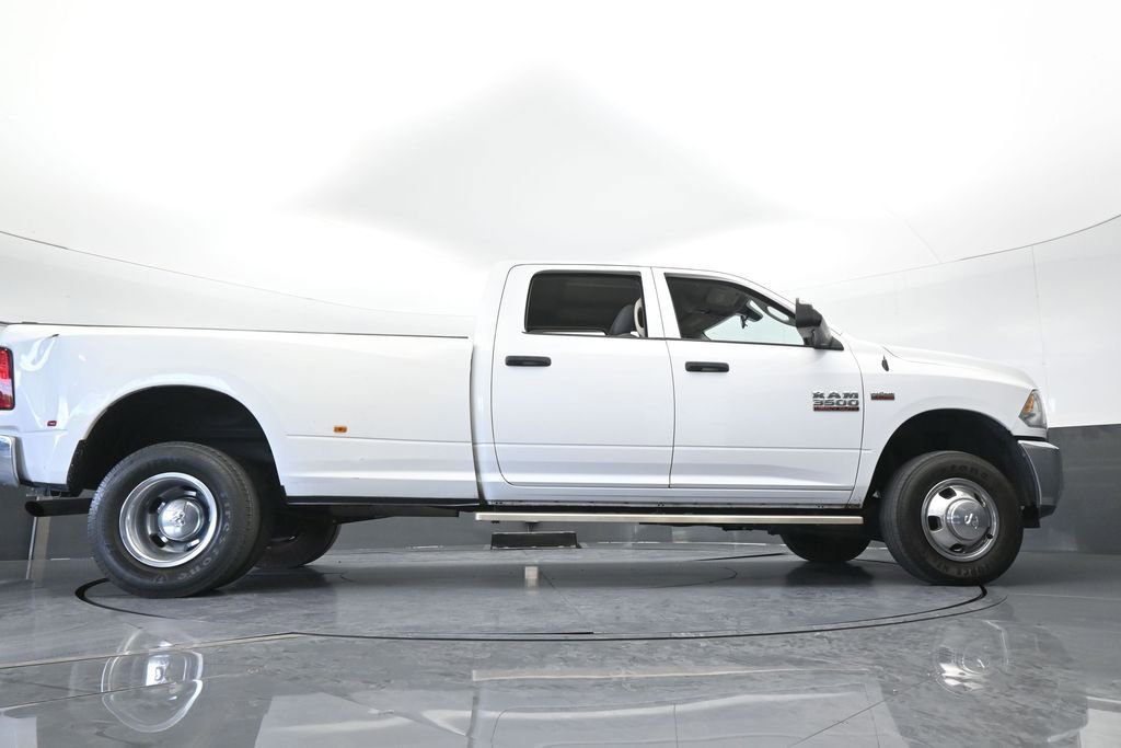 Used 2018 RAM 3500 Tradesman w/ Chrome Appearance Group image 55