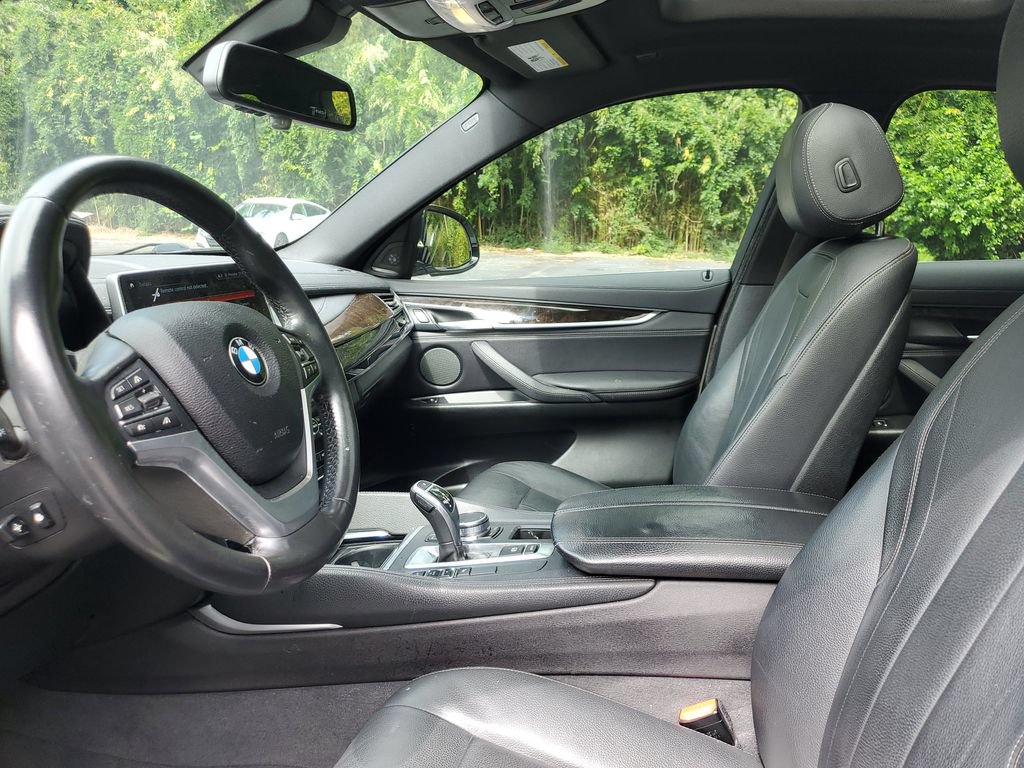 Used 2018 BMW X6 sDrive35i RWD image 19