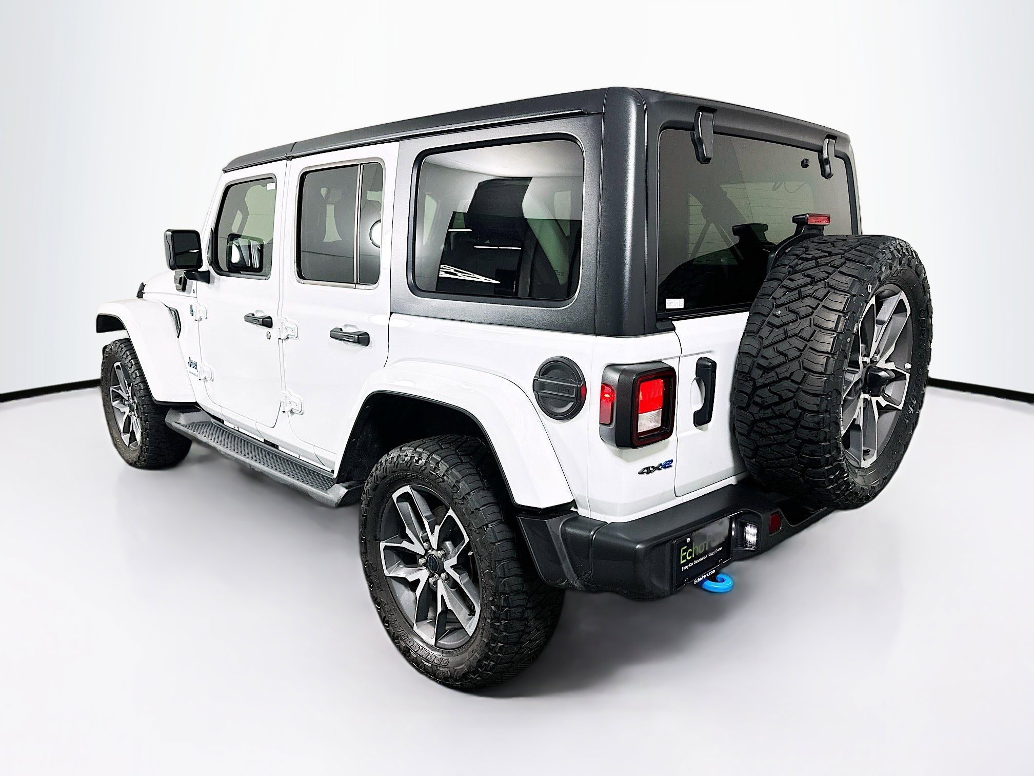 Used 2024 Jeep Wrangler Sport S w/ Convenience Group AWD/4WD image 5