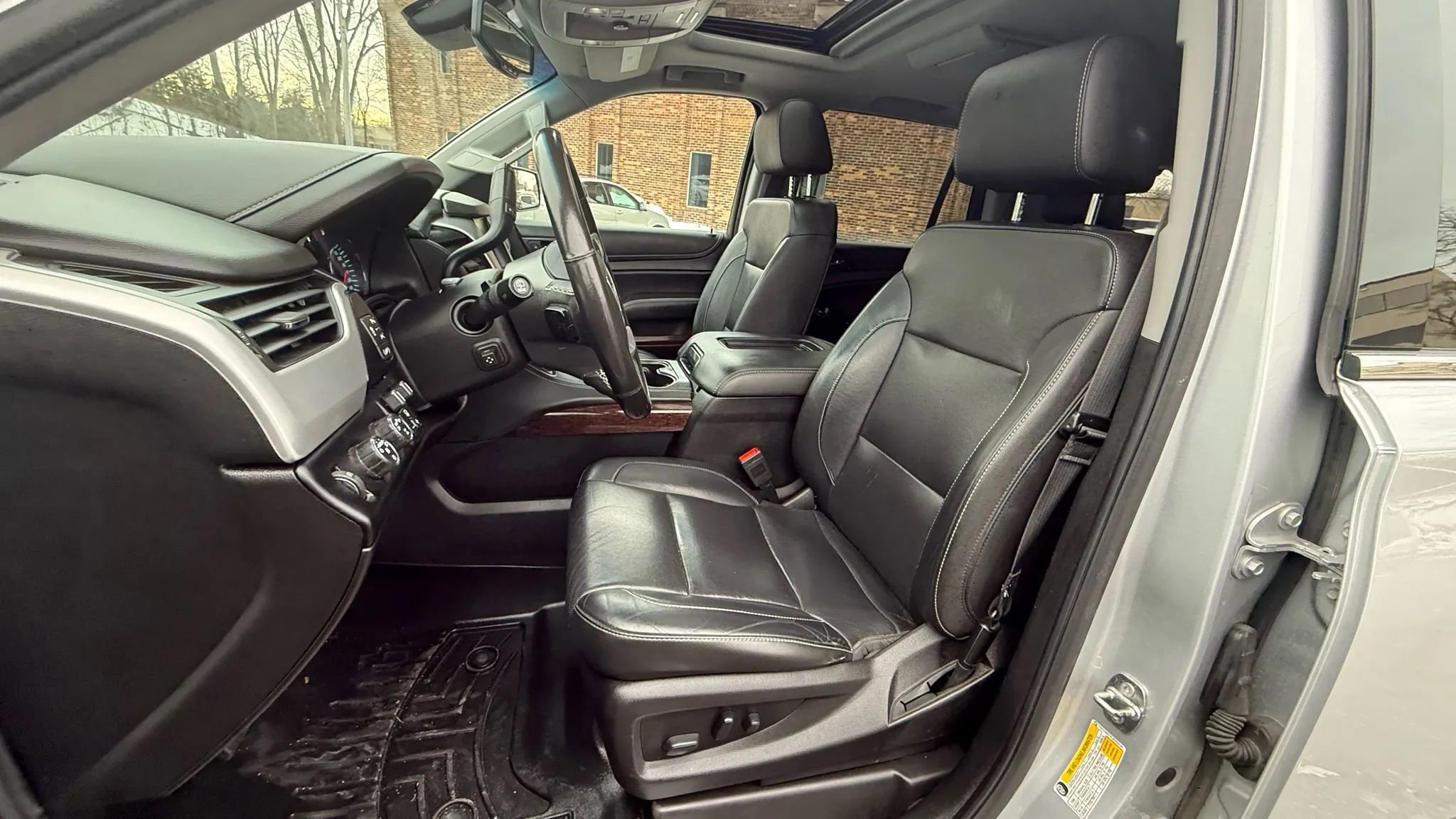 Used 2018 GMC Yukon SLT w/ Open Road Package image 11