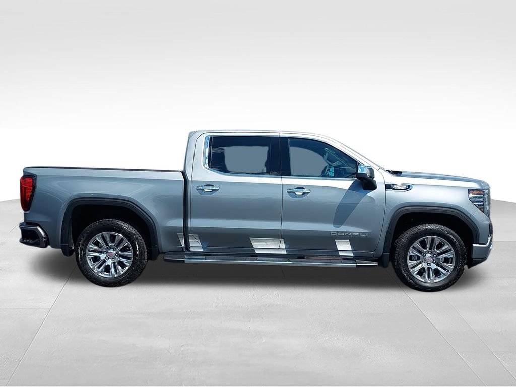 New 2026 GMC Sierra 1500 Denali w/ Technology Package AWD/4WD image 9