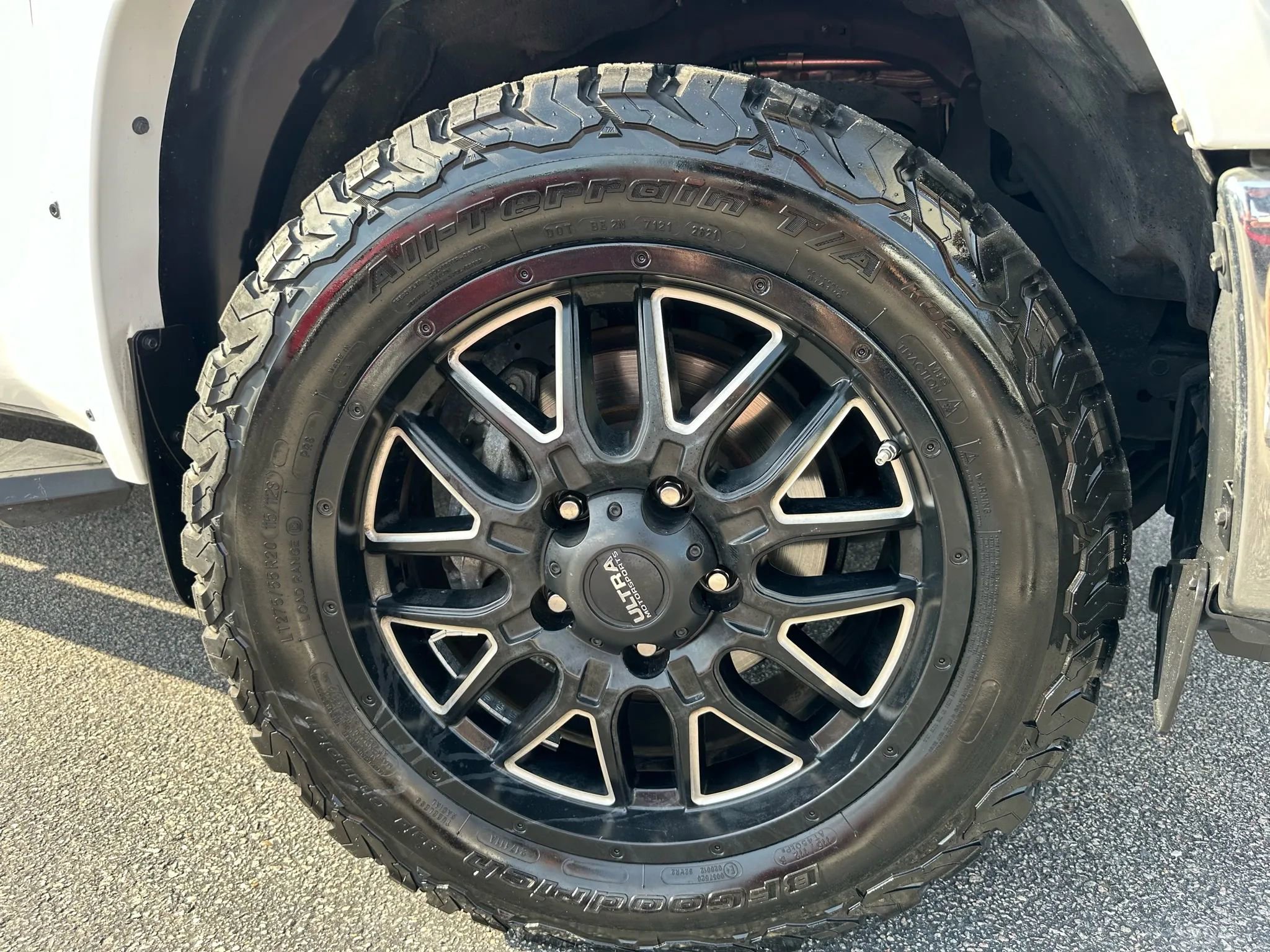 Used 2020 Toyota Tundra SR5 w/ SR5 Upgrade Package image 45