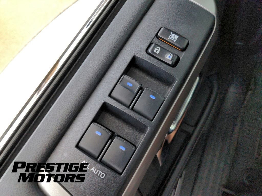 Used 2018 Toyota 4Runner Limited AWD/4WD image 25