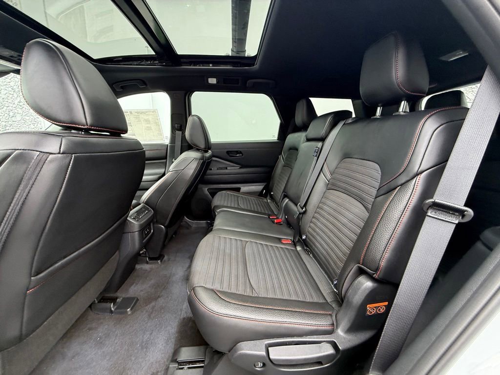 New 2026 Nissan Pathfinder Rock Creek AWD/4WD image 18