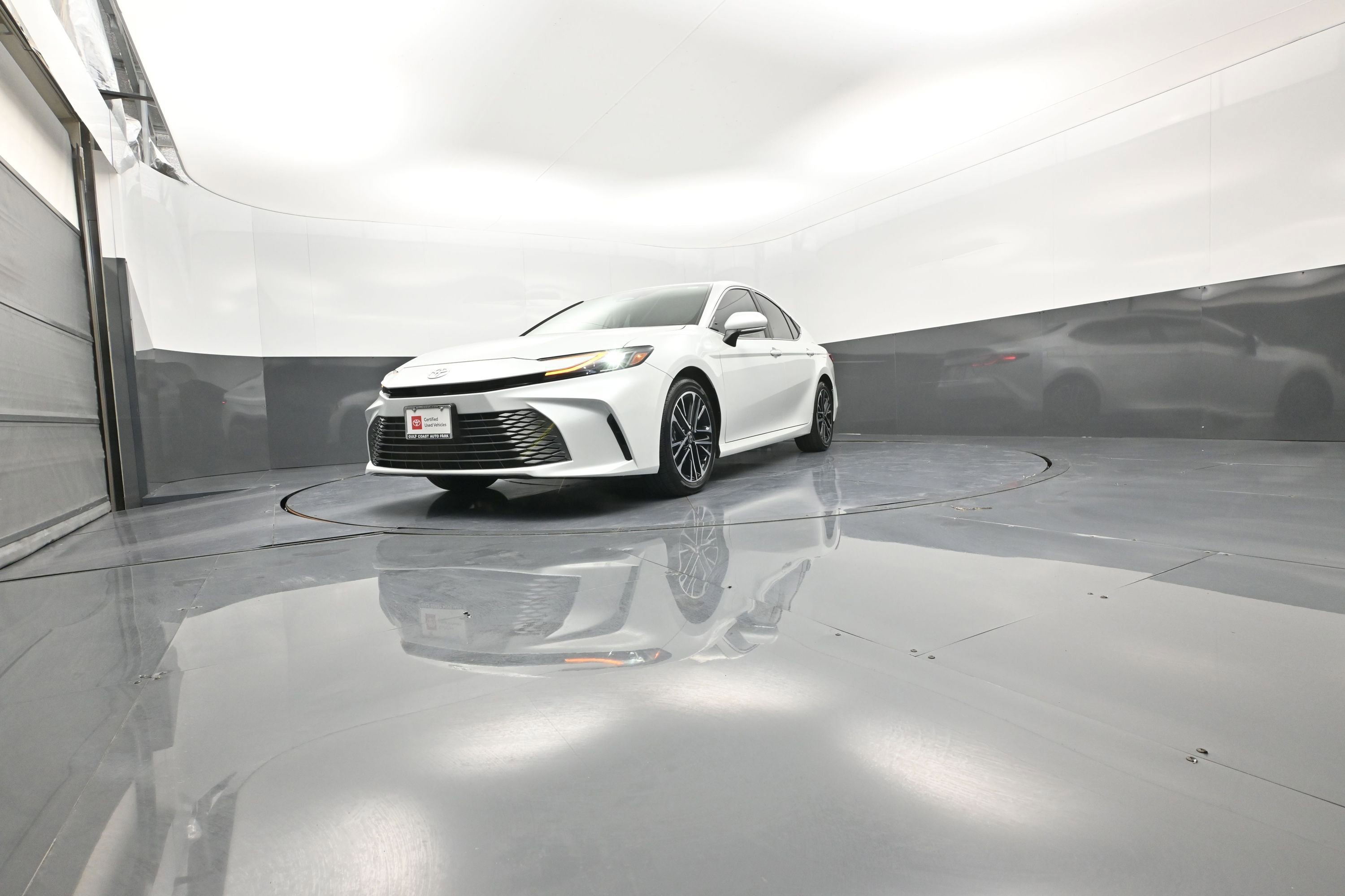 Certified 2025 Toyota Camry XLE image 31