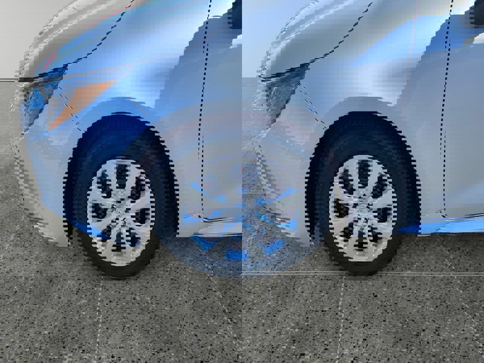 Used 2025 Toyota Corolla LE image 14