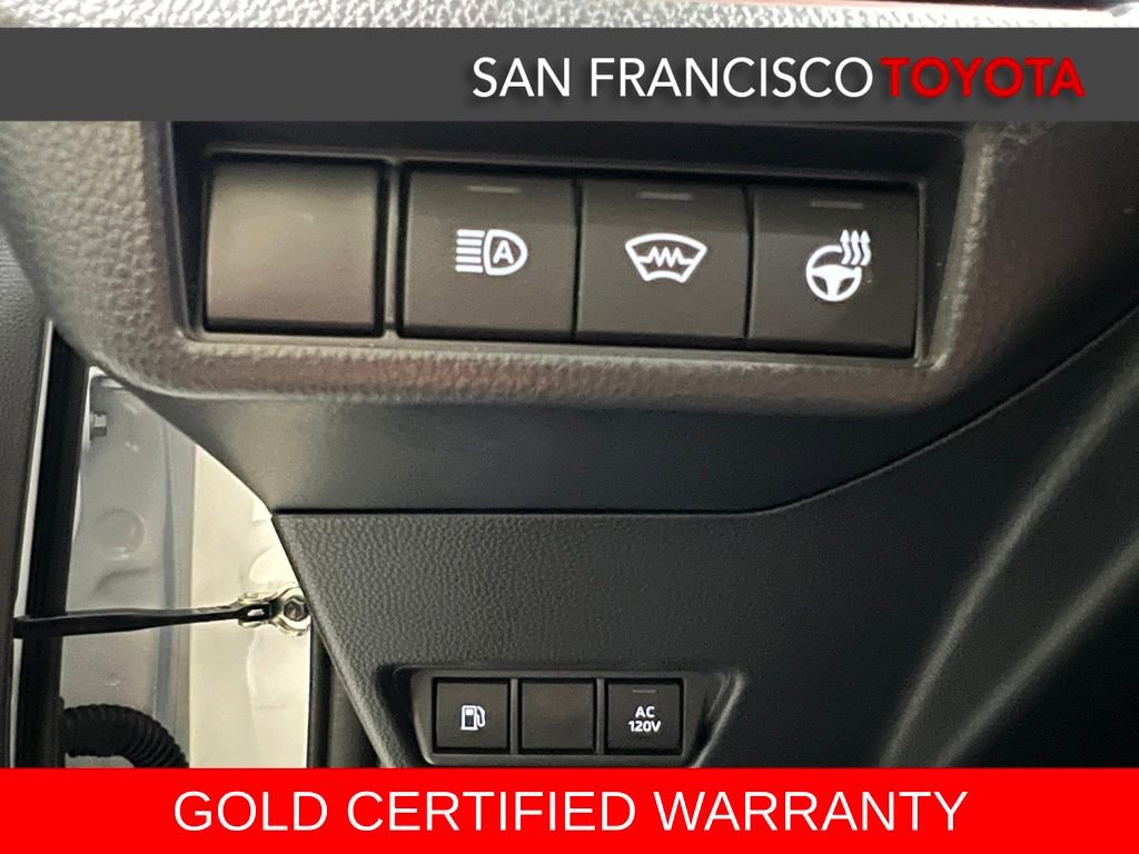 Certified 2024 Toyota Prius Prime SE image 34