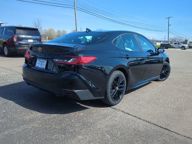 Used 2025 Toyota Camry LE FWD image 7