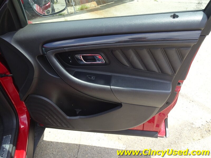 Used 2010 Ford Taurus SHO AWD/4WD image 27
