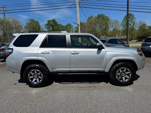 Used 2024 Toyota 4Runner TRD Off-Road Premium w/ Moonroof Package AWD/4WD image 10