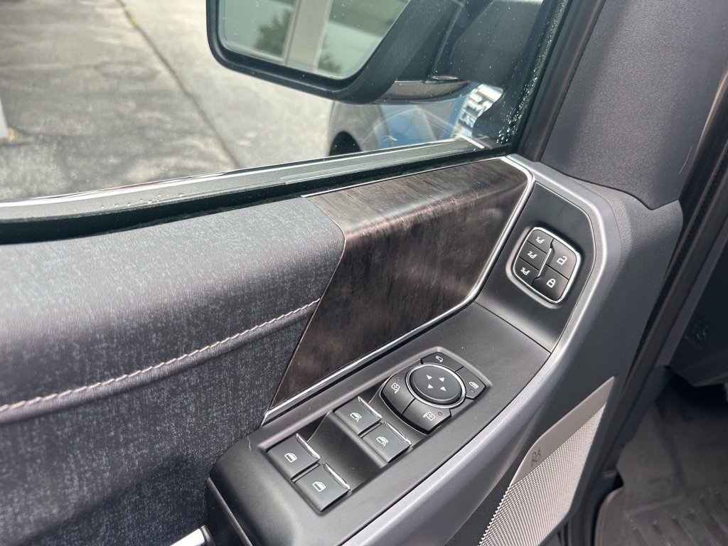 Used 2021 Ford F150 Lariat image 7