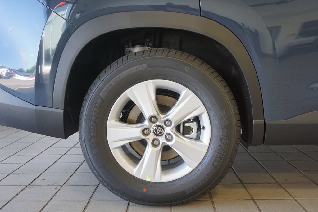 New 2026 Toyota Grand Highlander AWD image 32