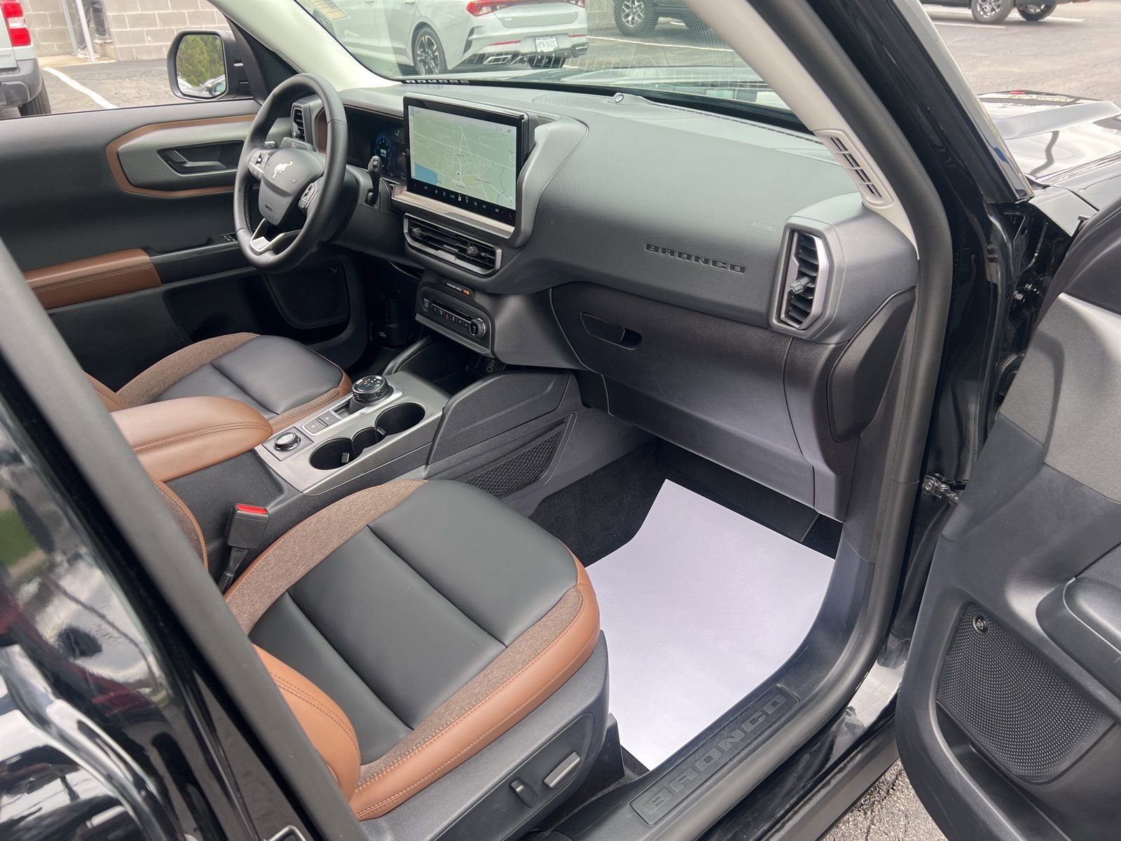 Used 2025 Ford Bronco Sport Outer Banks w/ Outer Banks Tech Package+ image 43