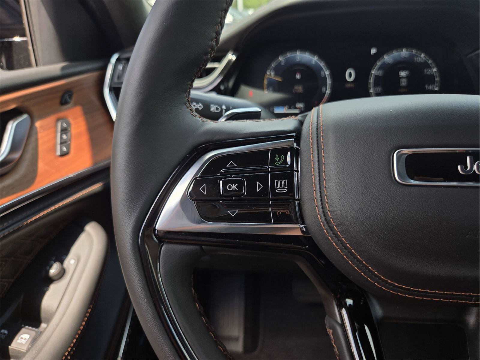 New 2027 Jeep Grand Cherokee Summit AWD/4WD image 22