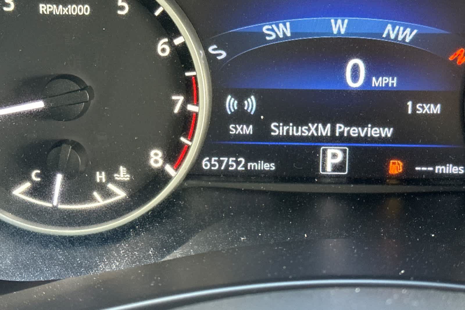Used 2018 Nissan Murano Platinum w/ Cargo Package FWD image 25