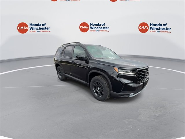 New 2025 Honda Pilot TrailSport image 2