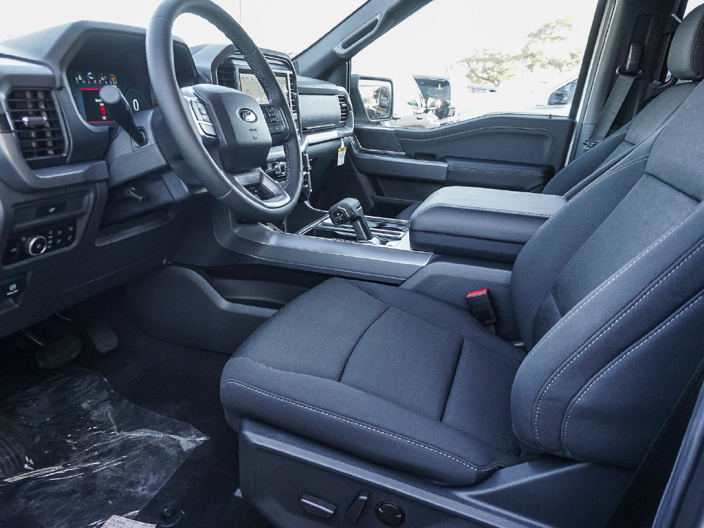 New 2026 Ford F150 XLT w/ Equipment Group 302A MID AWD/4WD image 17