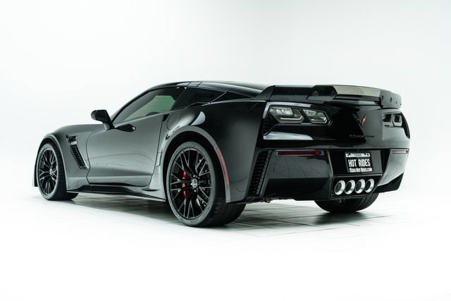 Used 2015 Chevrolet Corvette Z06 w/ 3LZ Preferred Equipment Group RWD image 18