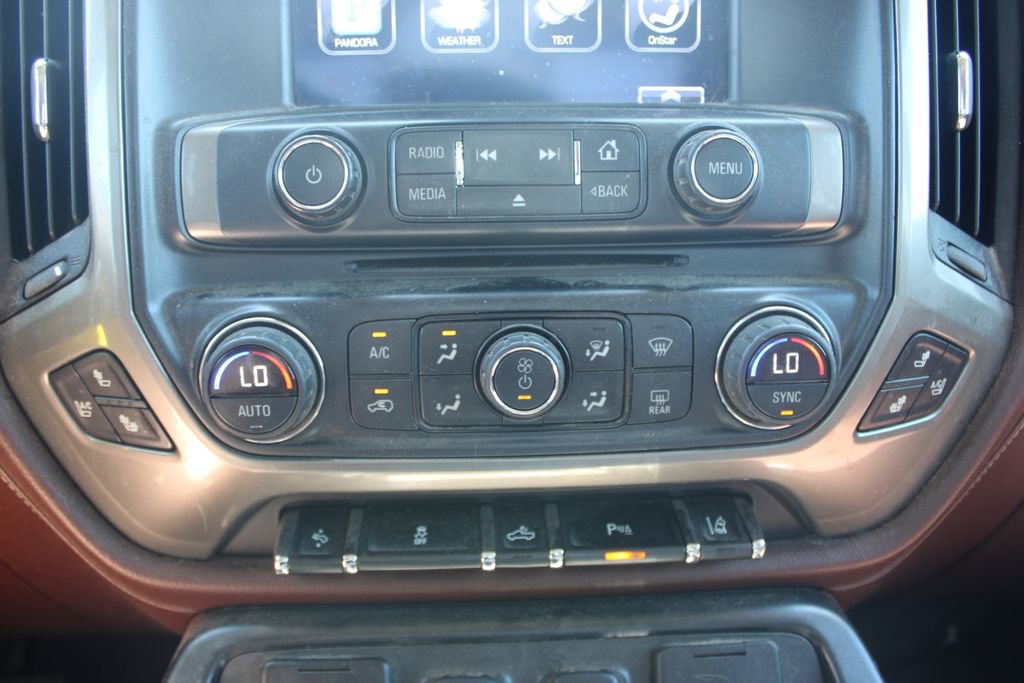 Used 2015 Chevrolet Silverado 2500 High Country w/ High Country Premium Package AWD/4WD image 28