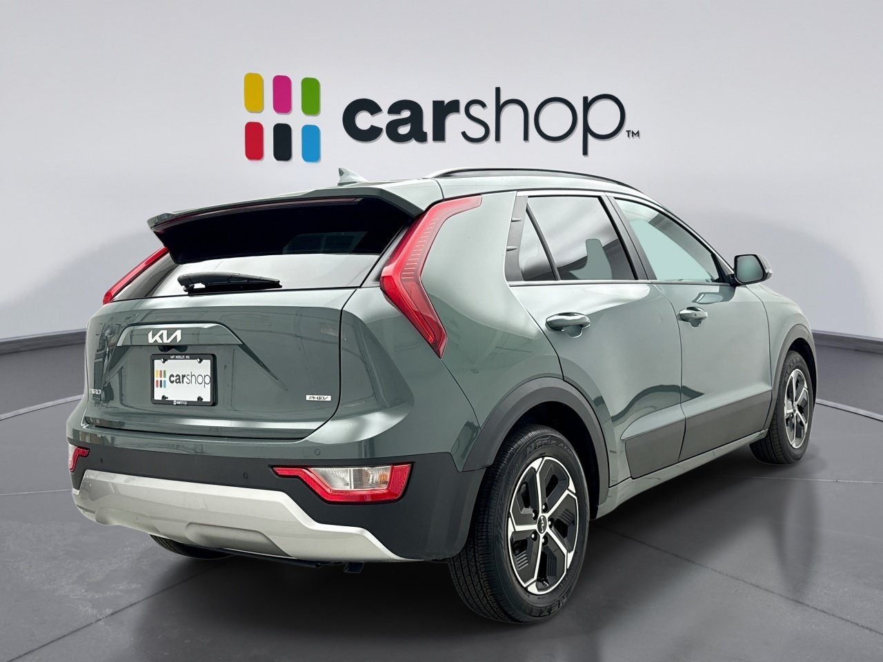 Used 2023 Kia Niro EX w/ EX Cold Weather Package FWD image 5