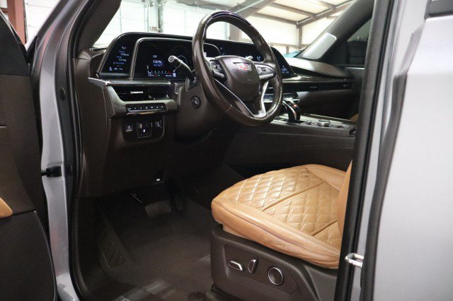 Used 2021 Cadillac Escalade Sport w/ Driver Assist Tech Package AWD/4WD image 46