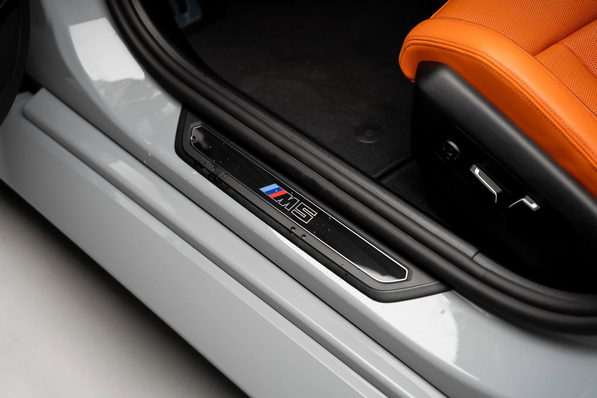 Used 2025 BMW M5 image 61