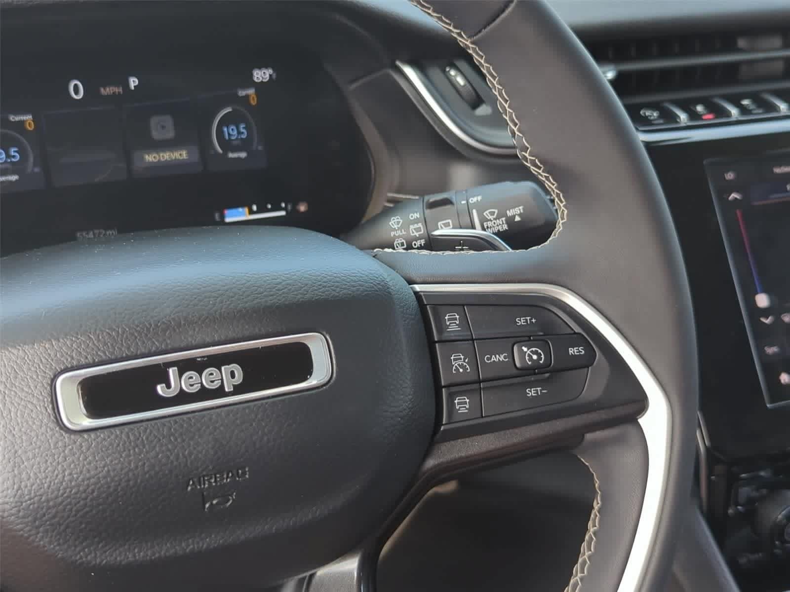 Used 2023 Jeep Grand Cherokee L Laredo AWD/4WD image 14