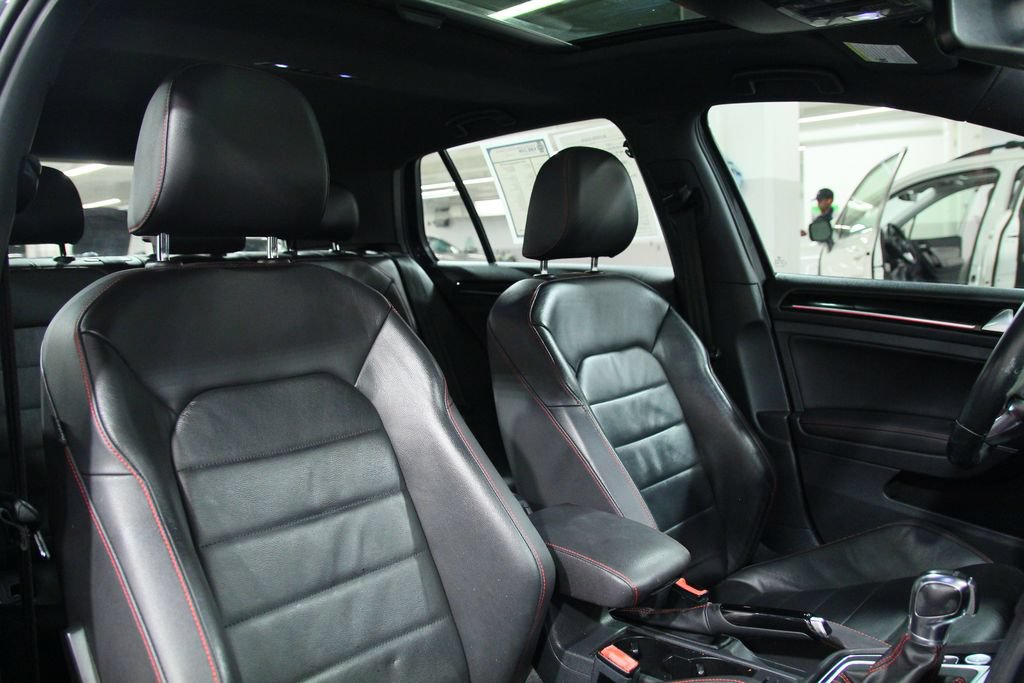 Used 2016 Volkswagen GTI 4-Door FWD image 21