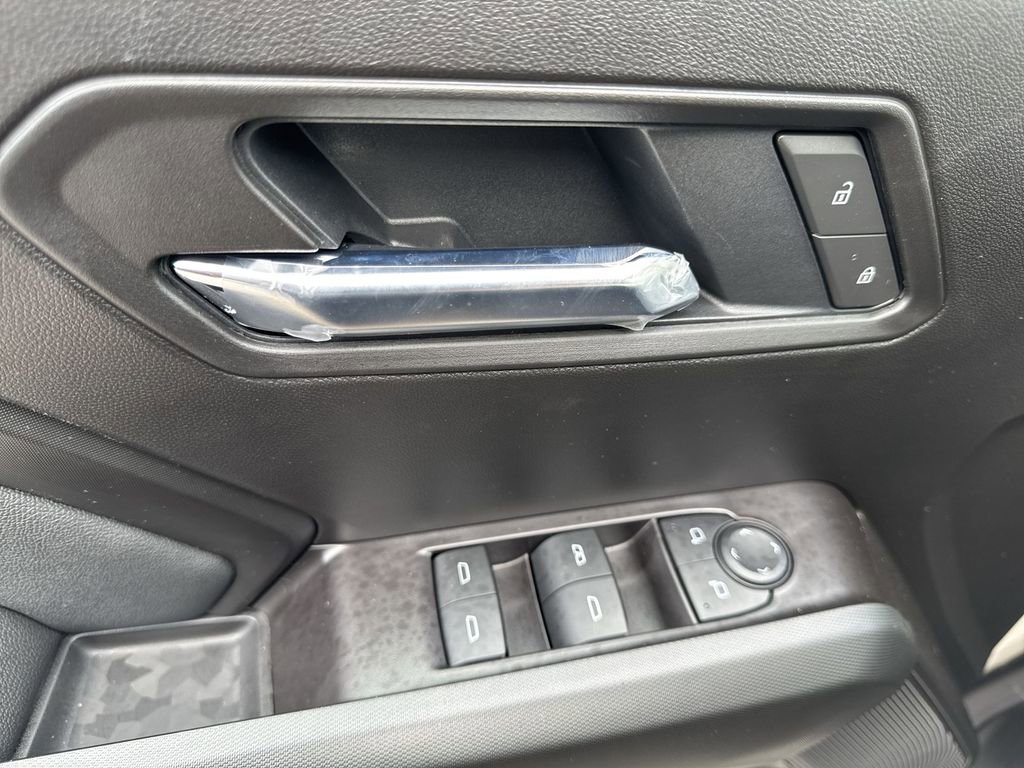 New 2026 GMC Canyon Elevation w/ Convenience Package image 32