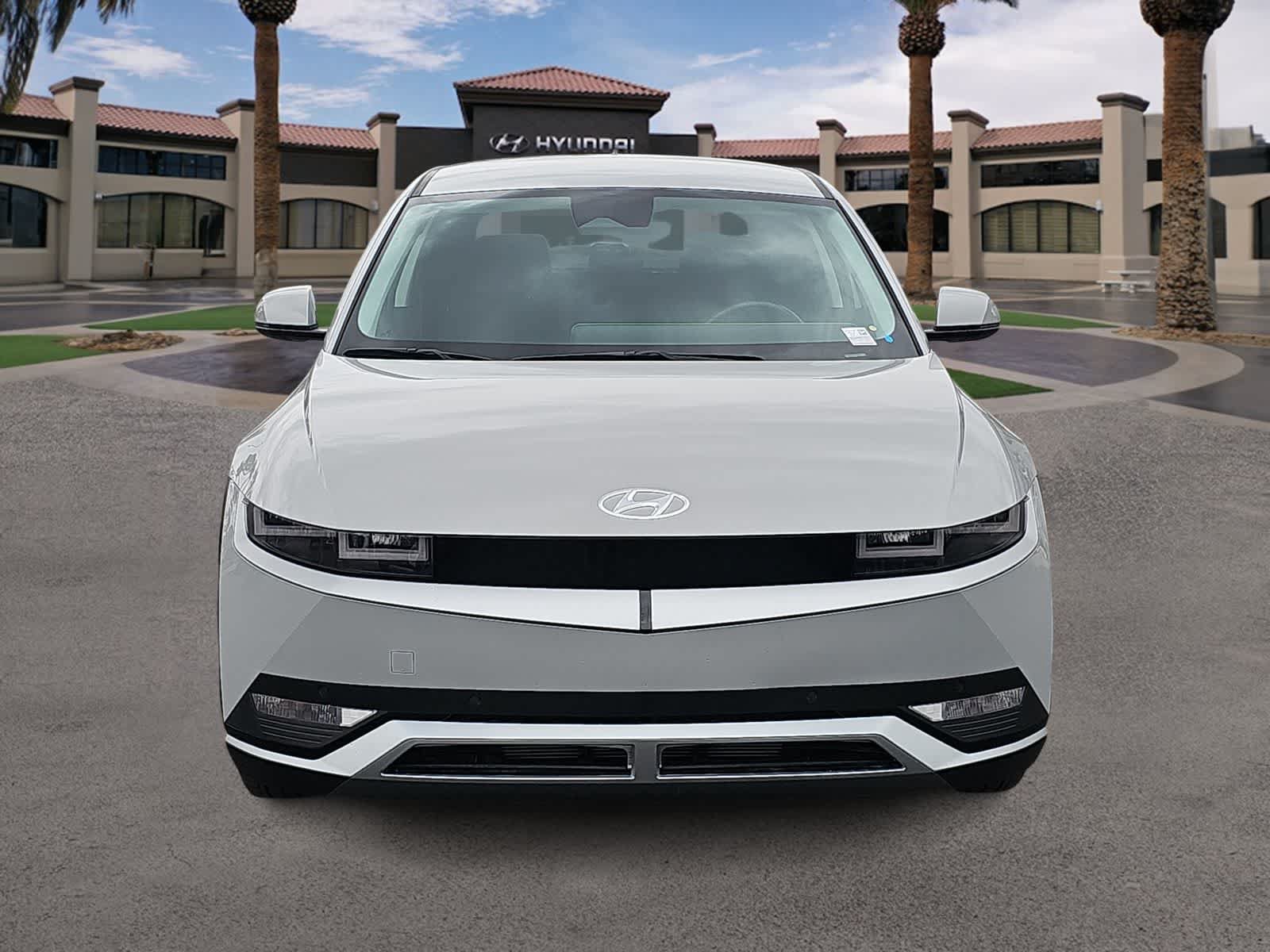 Used 2024 Hyundai Ioniq 5 SE RWD image 3
