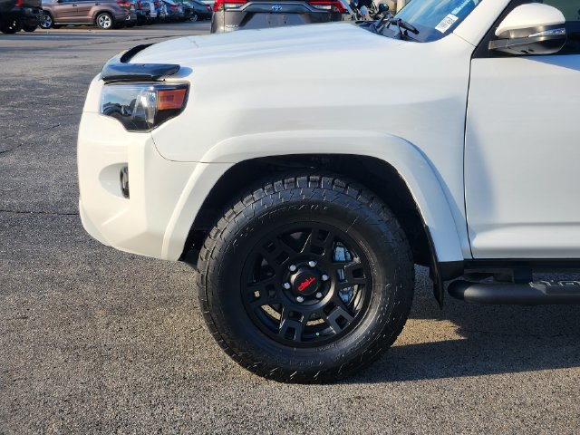 Used 2023 Toyota 4Runner SR5 Premium w/ Moonroof Package AWD/4WD image 8