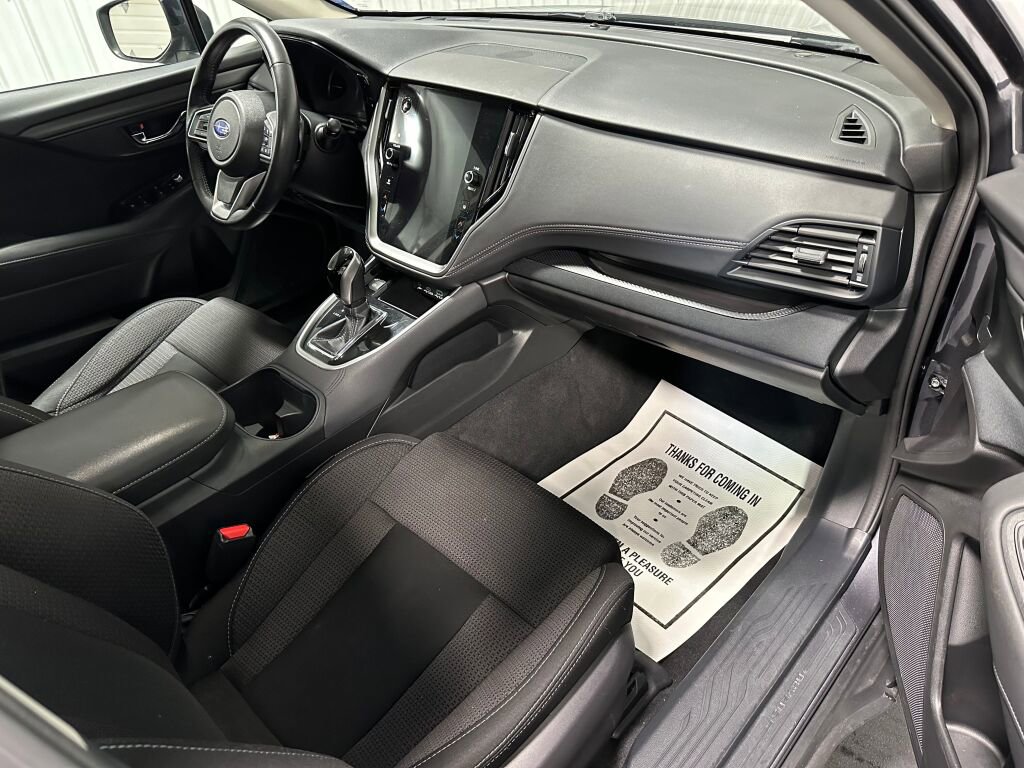 Used 2024 Subaru Outback Premium image 7