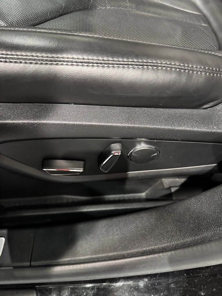 Used 2020 Lincoln Nautilus Reserve FWD image 15