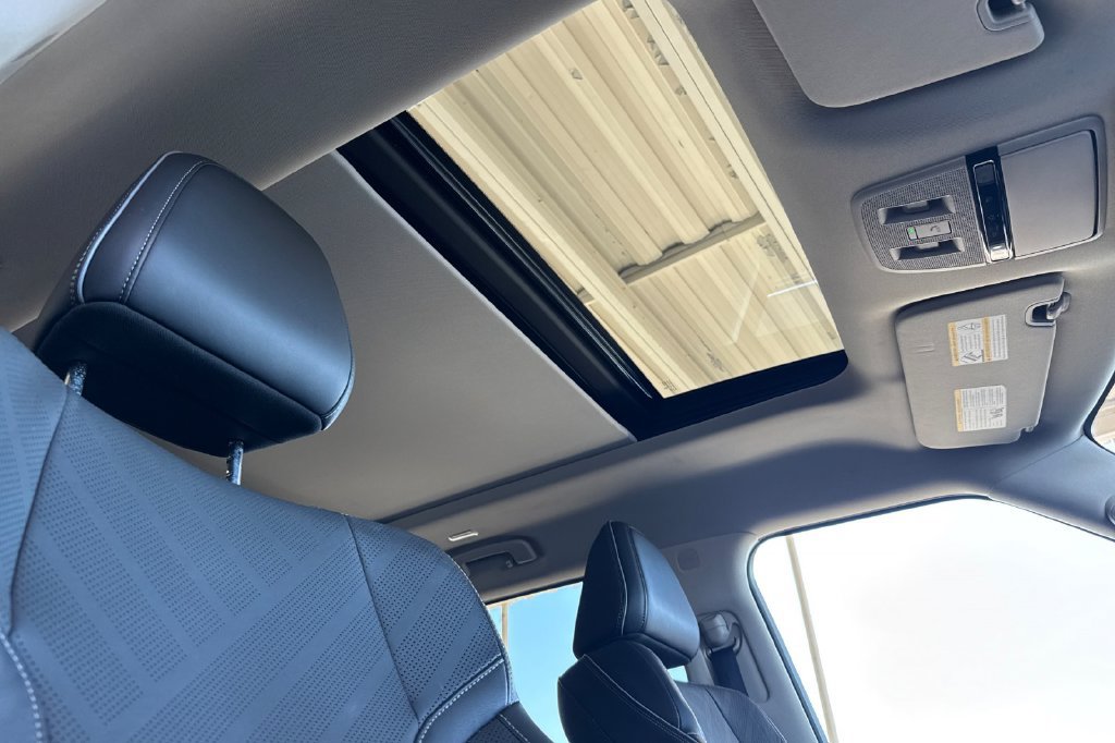 Certified 2025 INFINITI QX80 Luxe RWD image 15