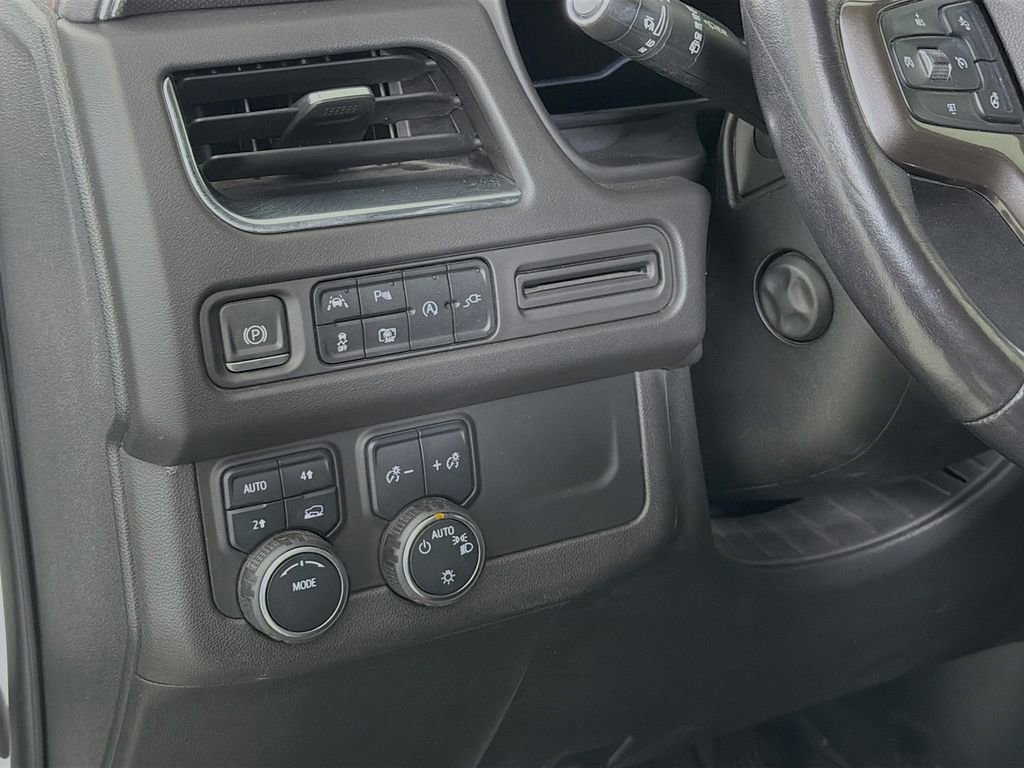 Used 2022 Chevrolet Tahoe RST w/ Luxury Package image 12