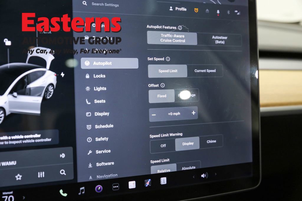 Used 2018 Tesla Model 3 Long Range image 17