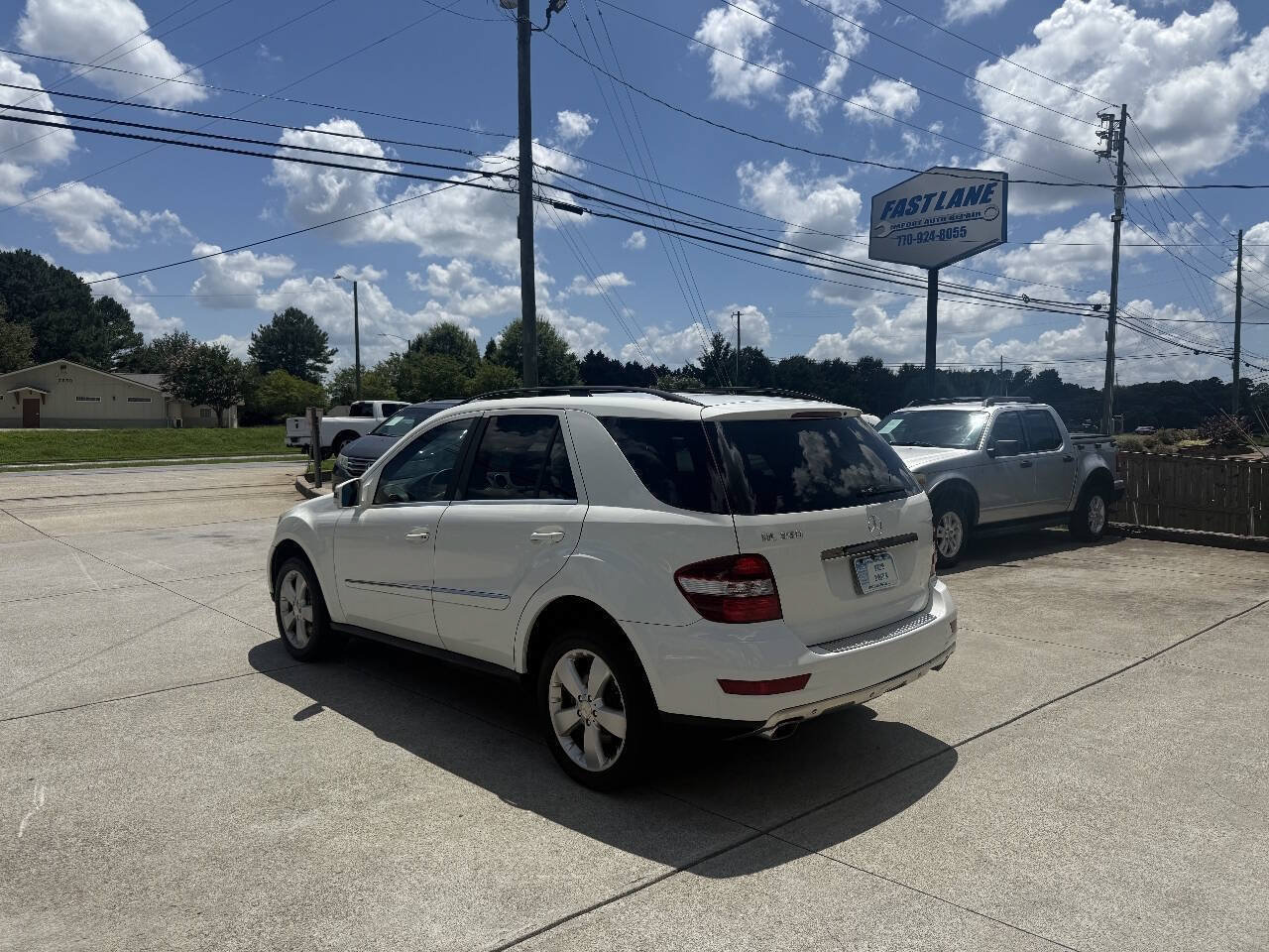 Used 2011 Mercedes-Benz ML 350 2WD image 5