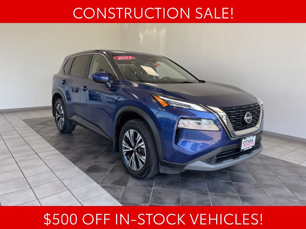 Used 2023 Nissan Rogue SV AWD/4WD image 1