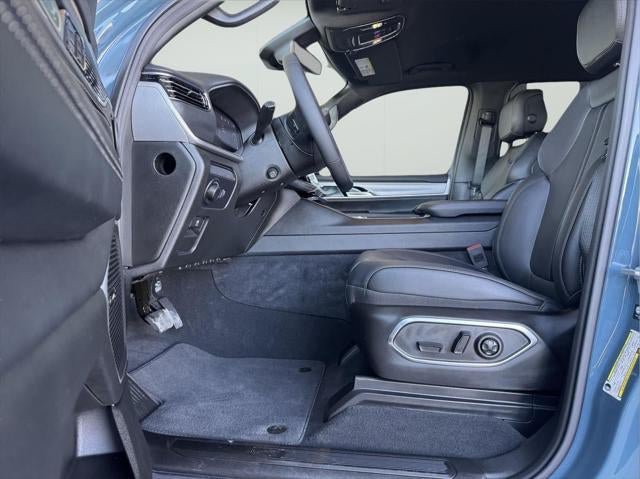 New 2026 Jeep Grand Wagoneer L Limited AWD/4WD image 48
