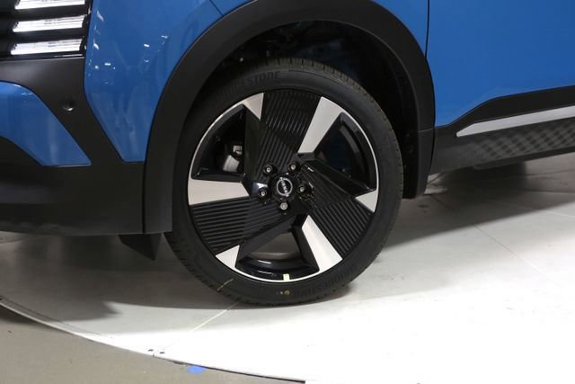 New 2025 Nissan Kicks SR w/ SR Premium Package video 2