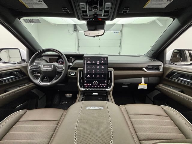 New 2026 GMC Yukon XL Denali Ultimate AWD/4WD image 3