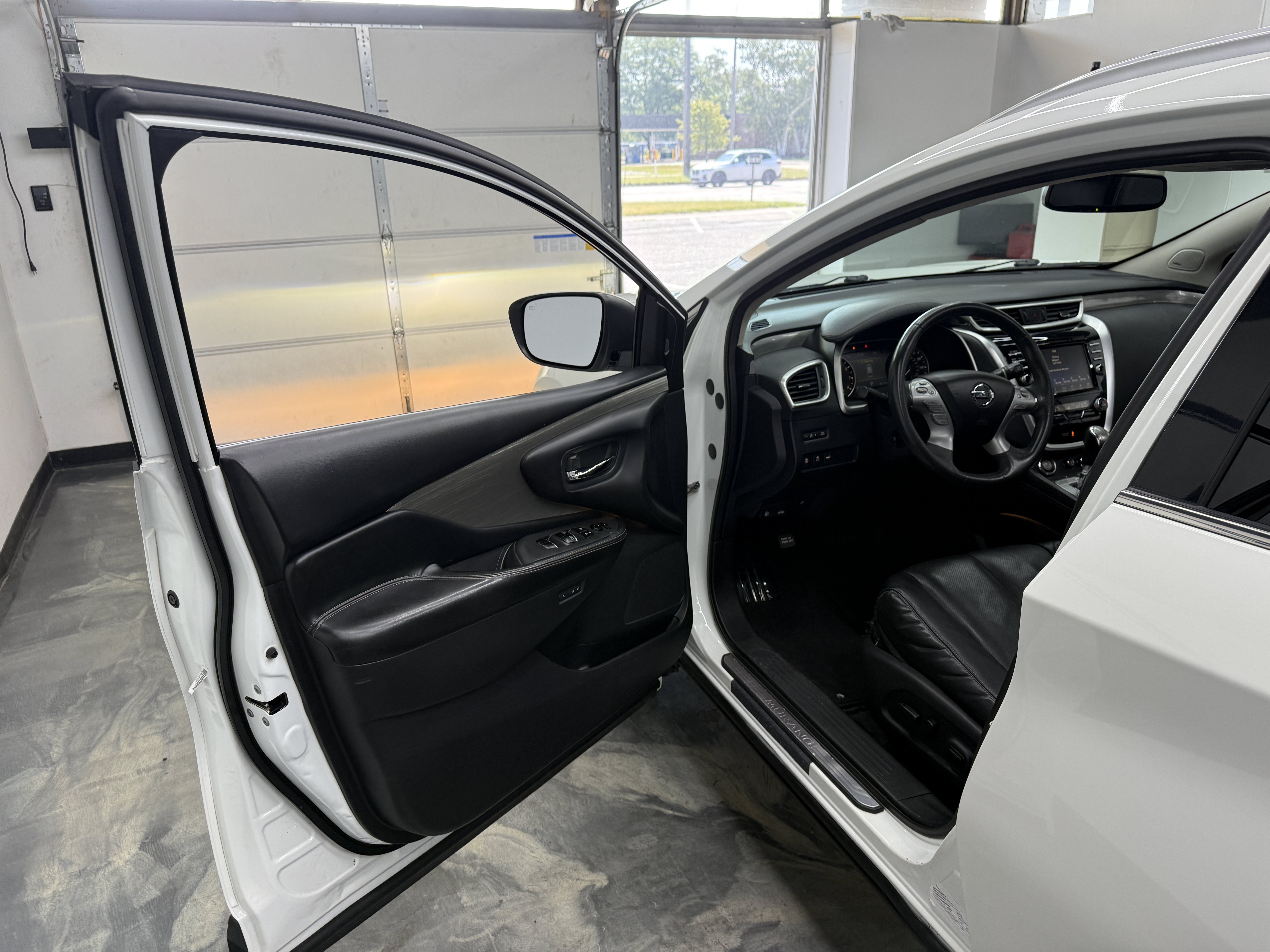 Used 2017 Nissan Murano Platinum AWD/4WD image 8