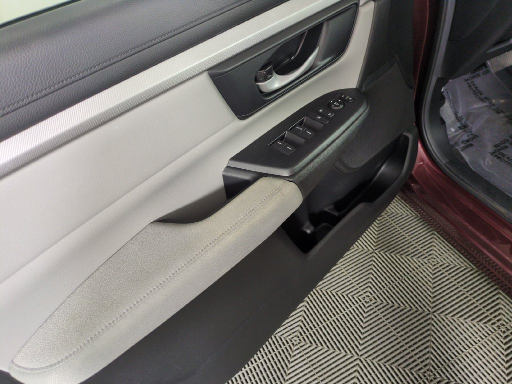 Used 2018 Honda CR-V LX image 13