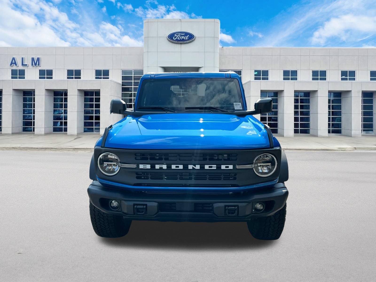 New 2026 Ford Bronco Big Bend w/ Black Diamond Package AWD/4WD image 2