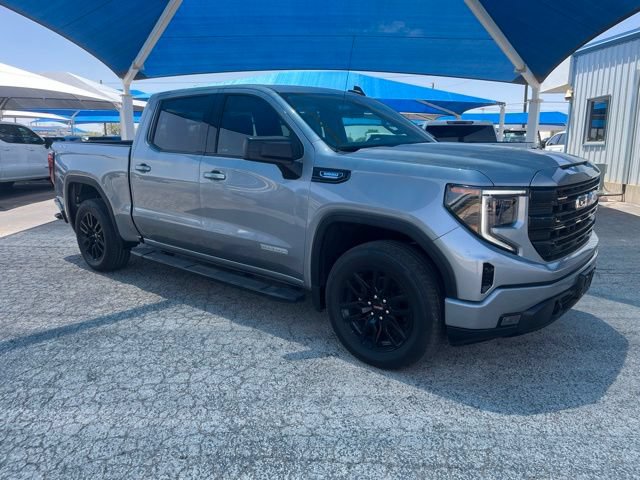 Used 2025 GMC Sierra 1500 Elevation AWD/4WD image 3